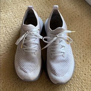Nike odyssey react Flyknit